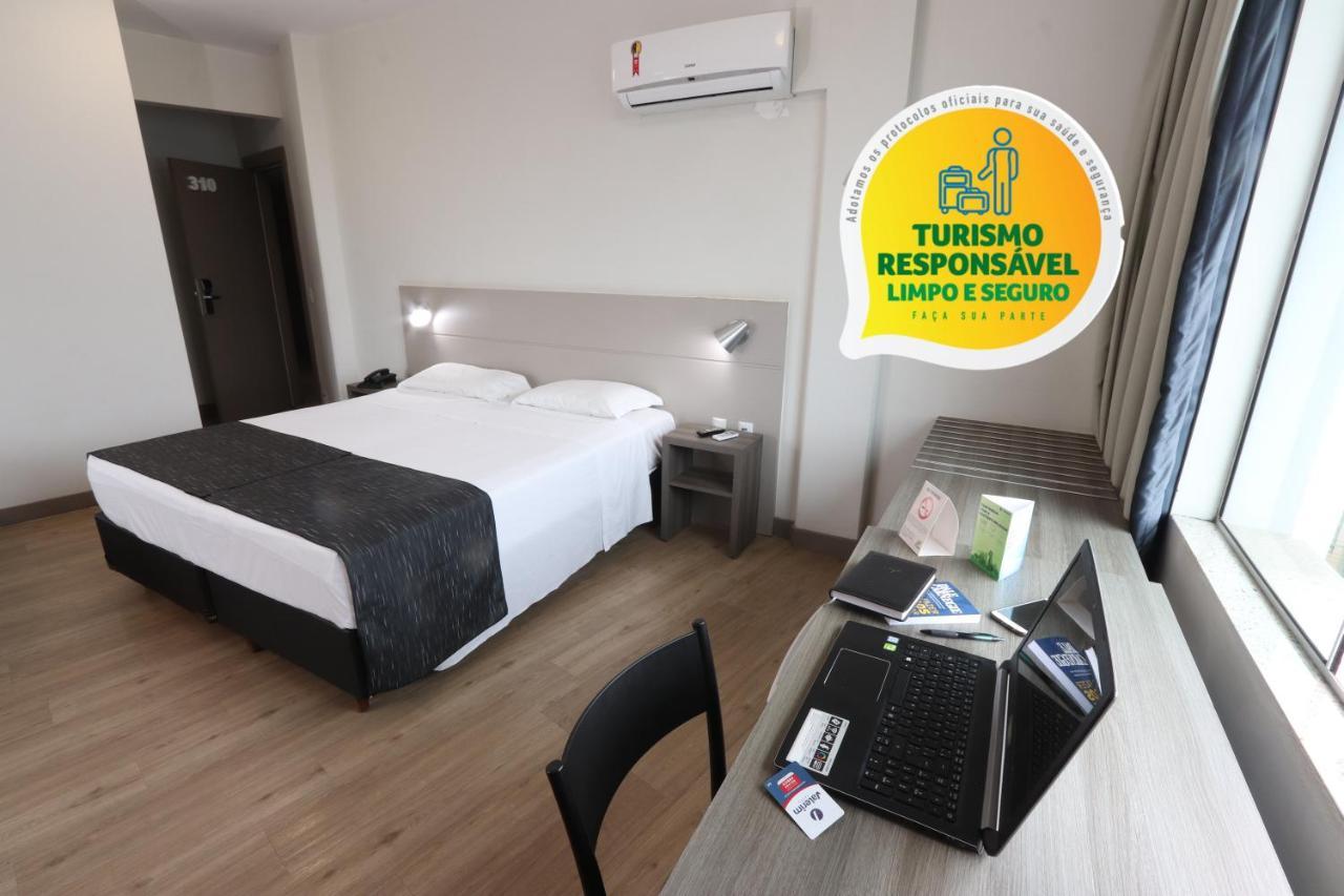 Hotel Valerim Itajai / Navegantes Exterior foto